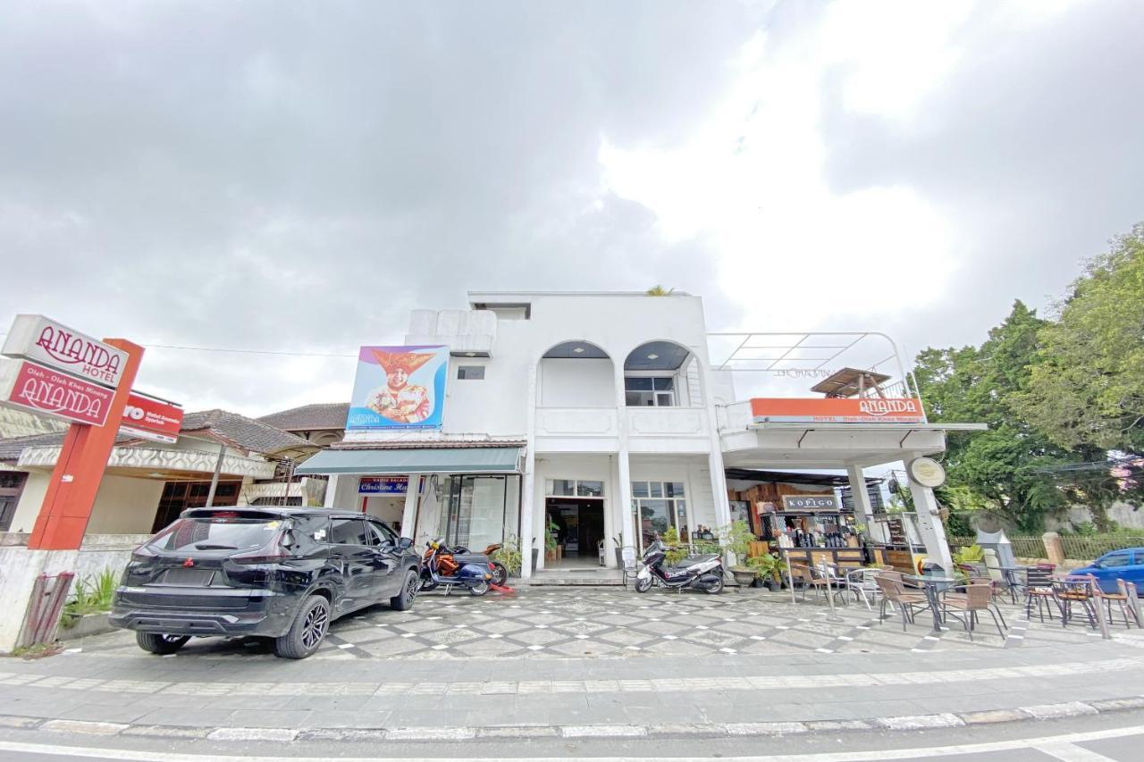 Hotel Ananda Syariah Redpartner Bukittinggi Exterior foto